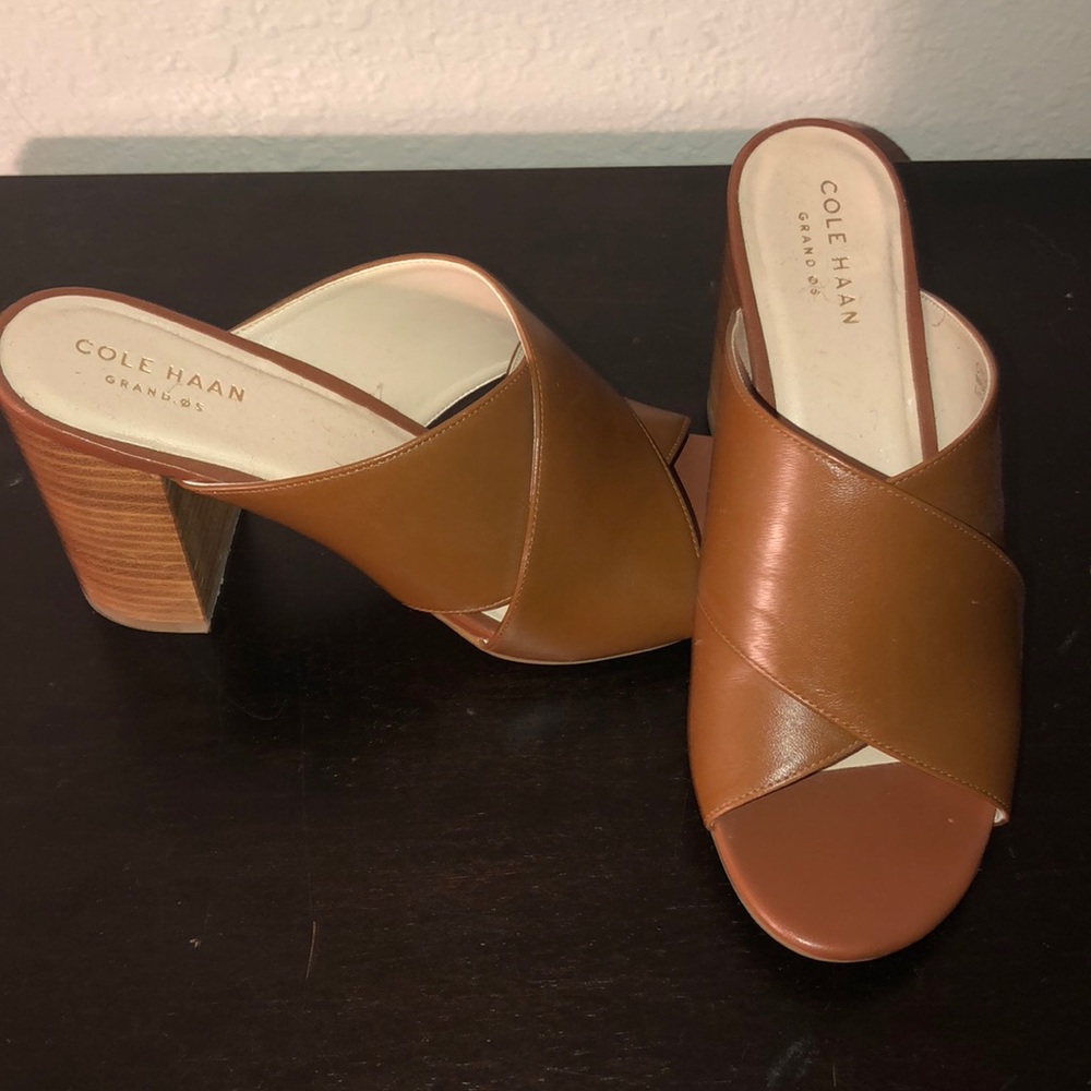 Heeled sandal